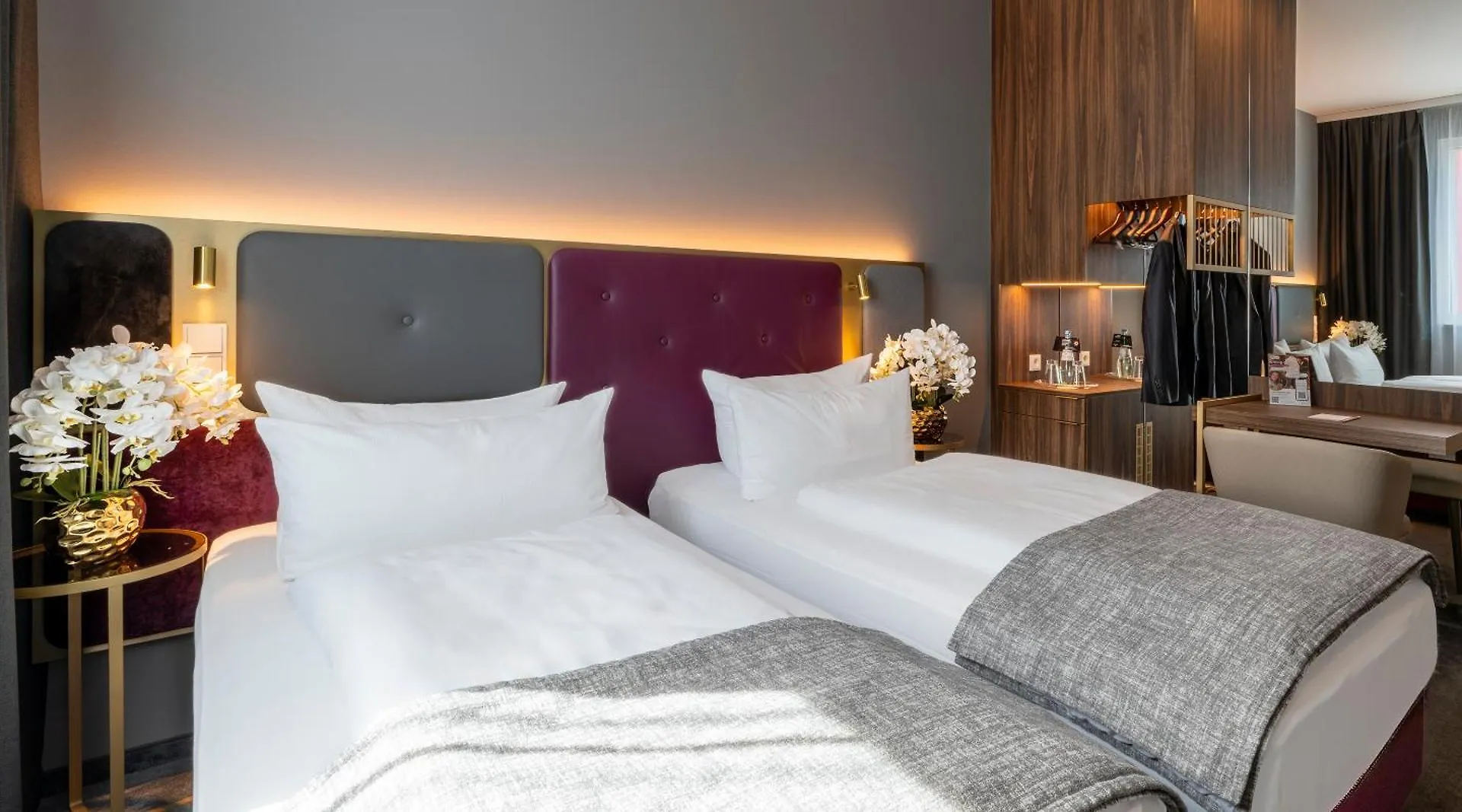 Plaza Premium Muenchen Hotel 4*, Munich