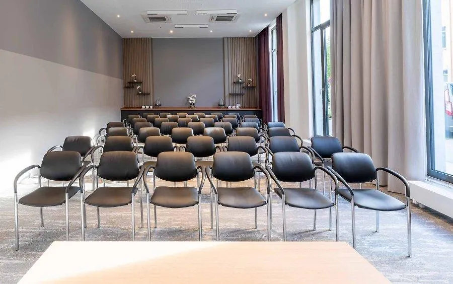 Plaza Premium Muenchen Hotel