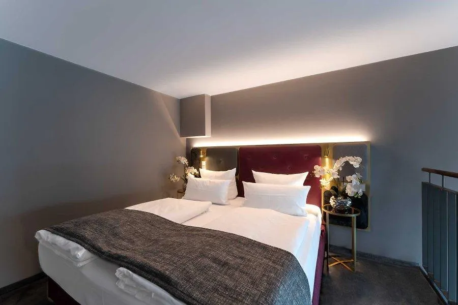 Plaza Premium Muenchen Hotel  Munich