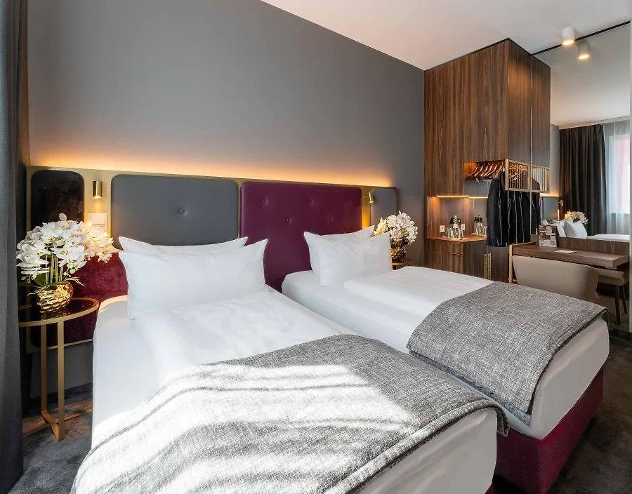 Plaza Premium Muenchen Hotel