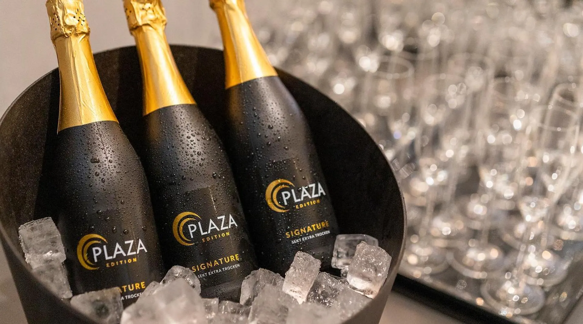 Plaza Premium Muenchen Hotel