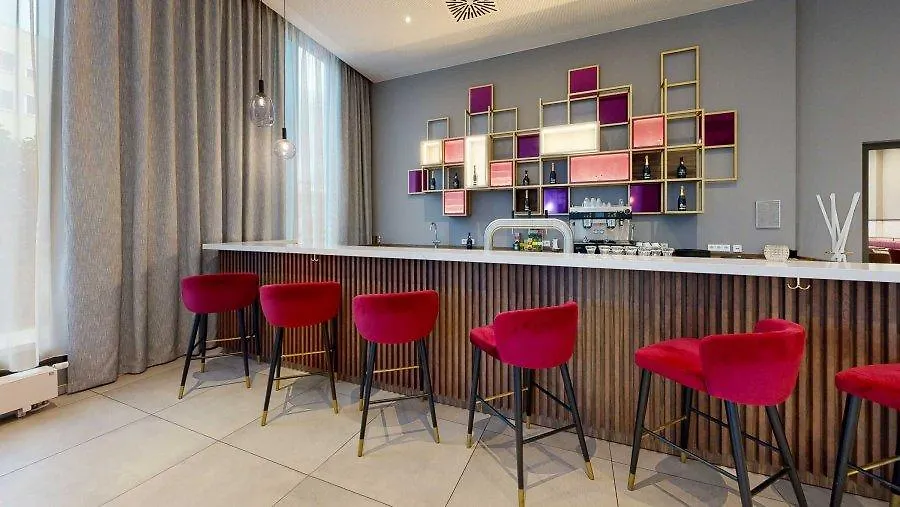 Plaza Premium Muenchen Hotel 4*, Munich